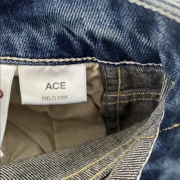 AMO ACE Relaxed Fit Tapered Leg Jean Ankle Length Field trip Wash NWT - Picture 4 of 5